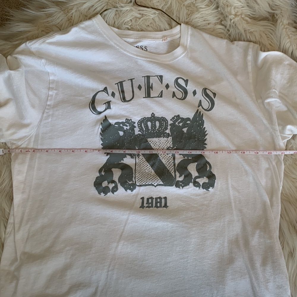 Guess White 1981 Graphic T-Shirt Men's Size. L - Picture 8 of 9